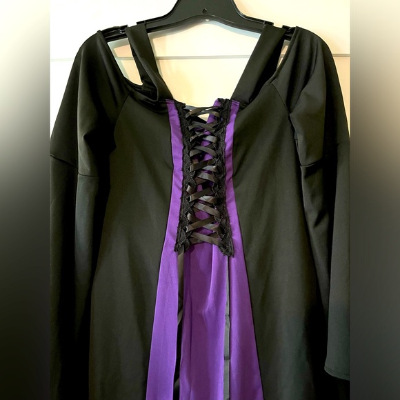 Women’s High Low Gown - Picture 2 of 4